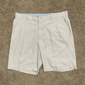 Peter Millar 8” Shorts Mens Sz. 35 Salem Performance Golf Khaki